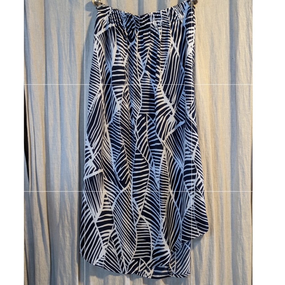 Flowy maxy skirt